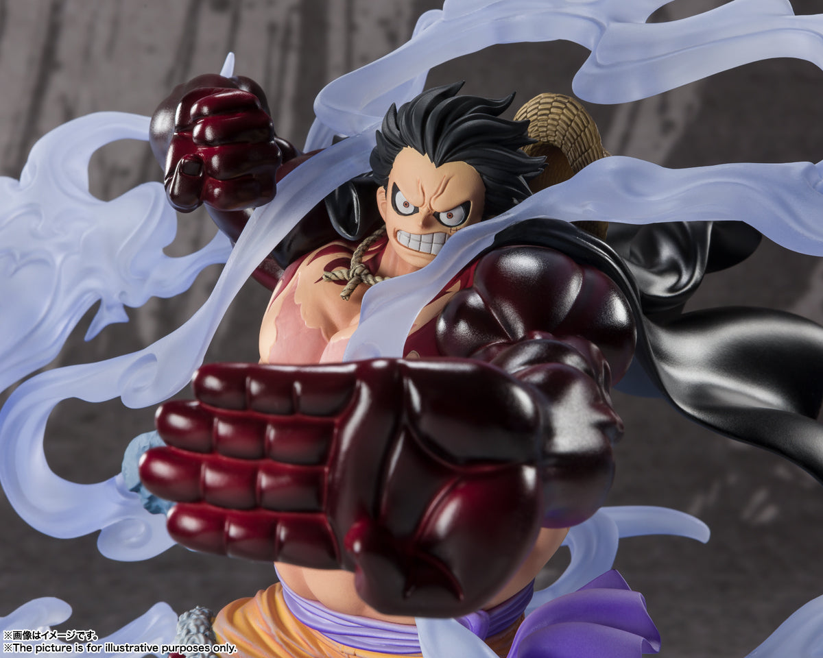 Monkey D. Luffy" en forma de "Gear 4 Boundman" aparece en la serie "Super Battle -EXTRA BATTLE-" SH Figuarts Zero